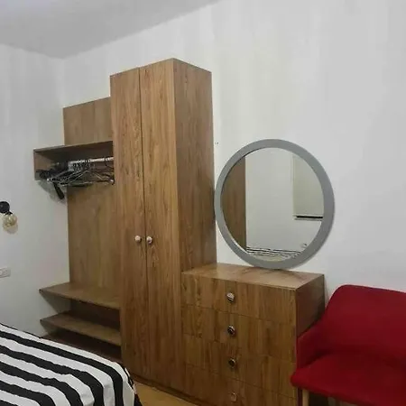Central 2 Apartment Tirana